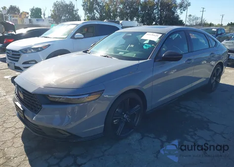 2025 Honda Accord Hybrid Sport-L z USA, uszkodzony, nr VIN 1HGCY2F74SA050484